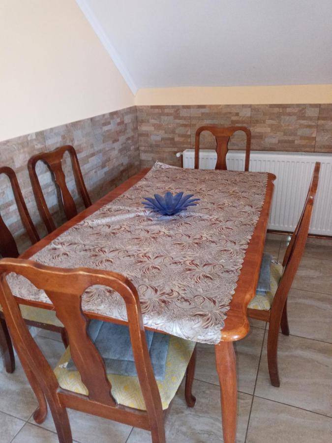 Napsugár apartmanház Balatonlelle Esterno foto