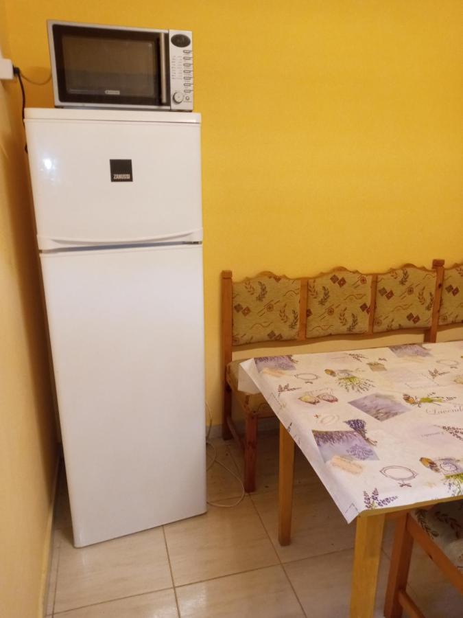 Napsugár apartmanház Balatonlelle Esterno foto