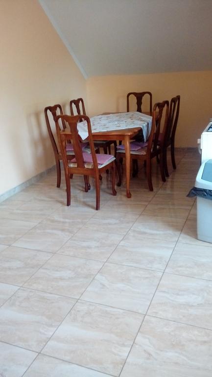 Napsugár apartmanház Balatonlelle Esterno foto